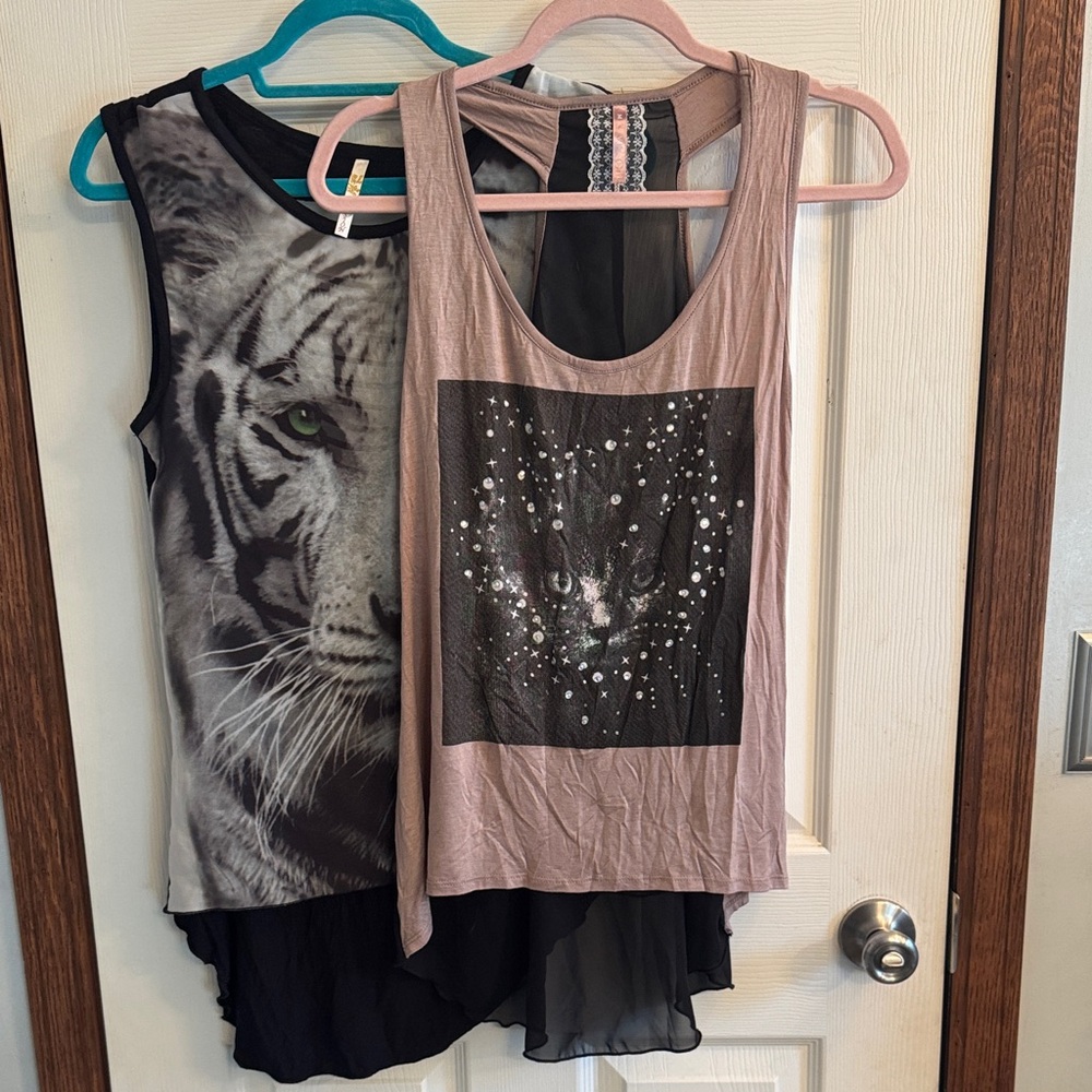 2p set Women's Graphic Tank Top - Black and Brown